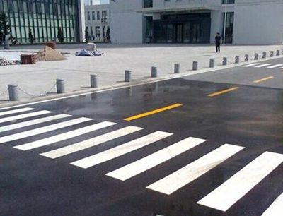 青島廠區(qū)劃線全攻略 專業(yè)道路劃線服務(wù)與選擇指南